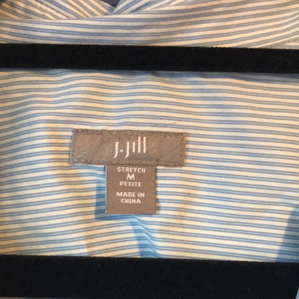 Jjill Button Down. - image 2